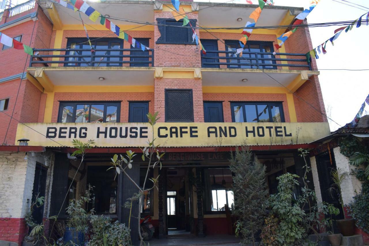 Berg House Cafe And Hotel 나가르코트 외부 사진