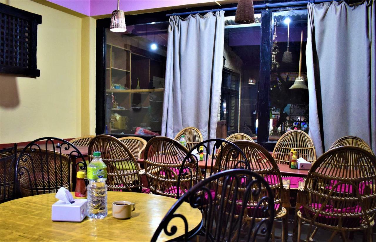 Berg House Cafe And Hotel 나가르코트 외부 사진