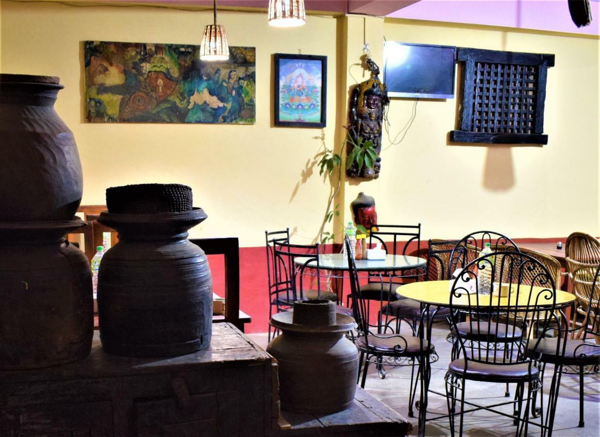 Berg House Cafe And Hotel 나가르코트 외부 사진