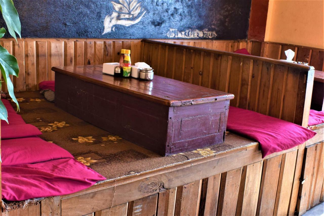Berg House Cafe And Hotel 나가르코트 외부 사진