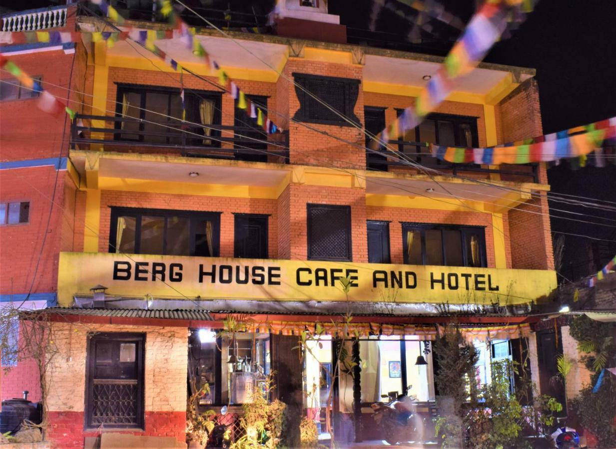 Berg House Cafe And Hotel 나가르코트 외부 사진