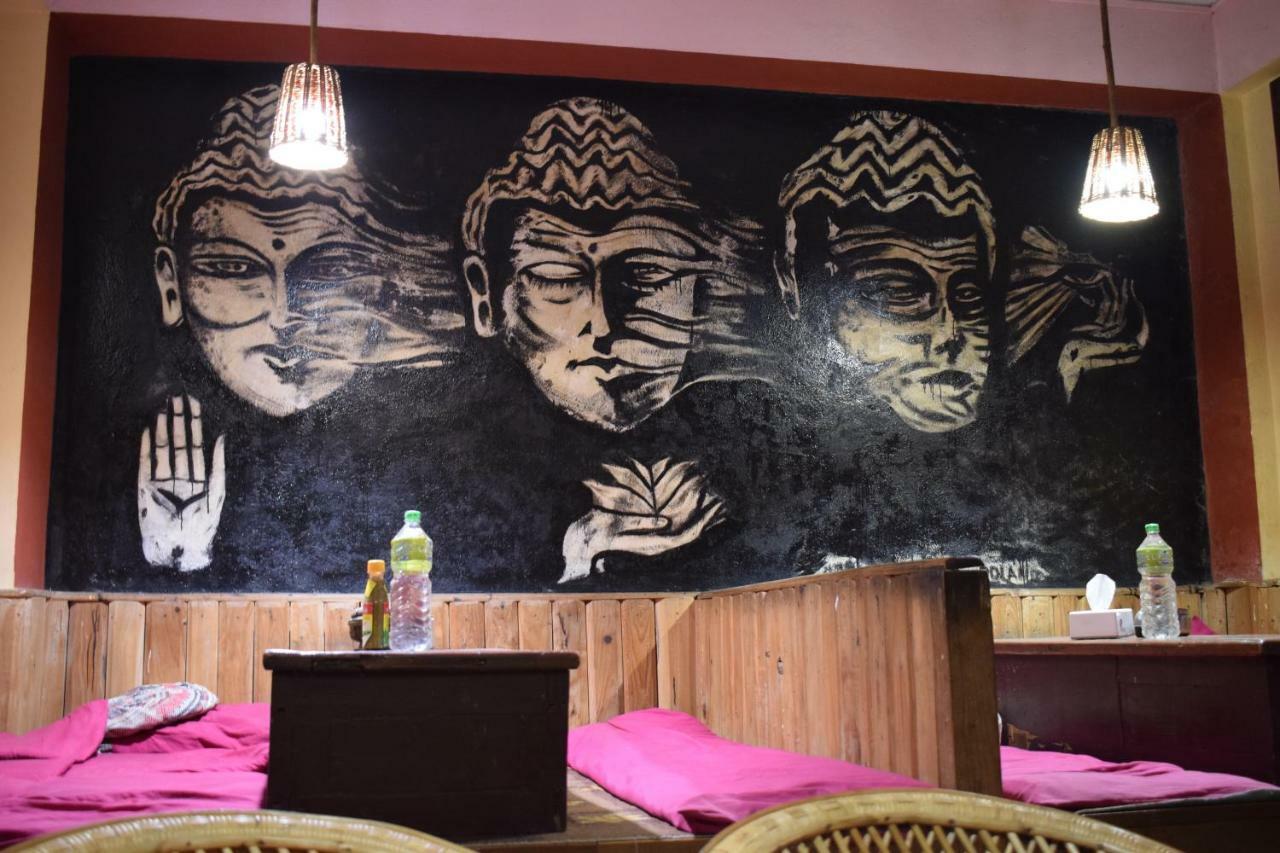 Berg House Cafe And Hotel 나가르코트 외부 사진